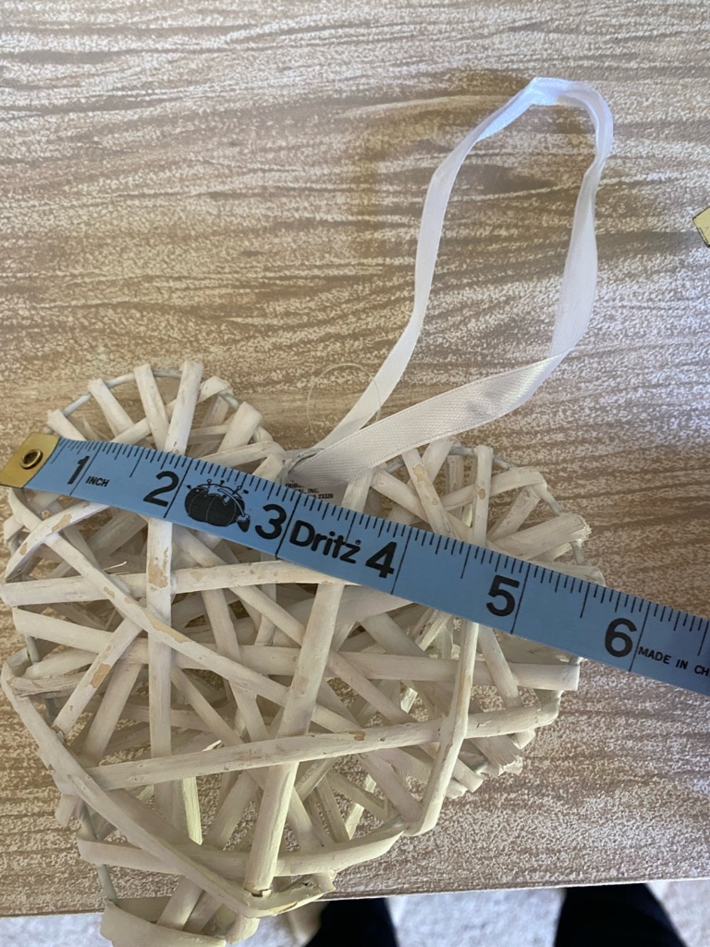 Home decor Bundle of 3 - vase, welcome sign, wooden heart - Picture 13 of 14